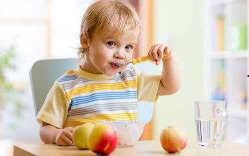 网红吃瓜婴儿是谁啊图片  第2张